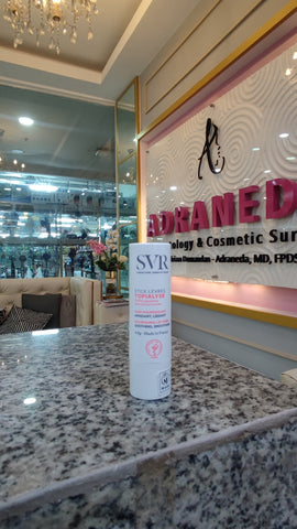 SVR STICK LEVRES TOPIALYSE